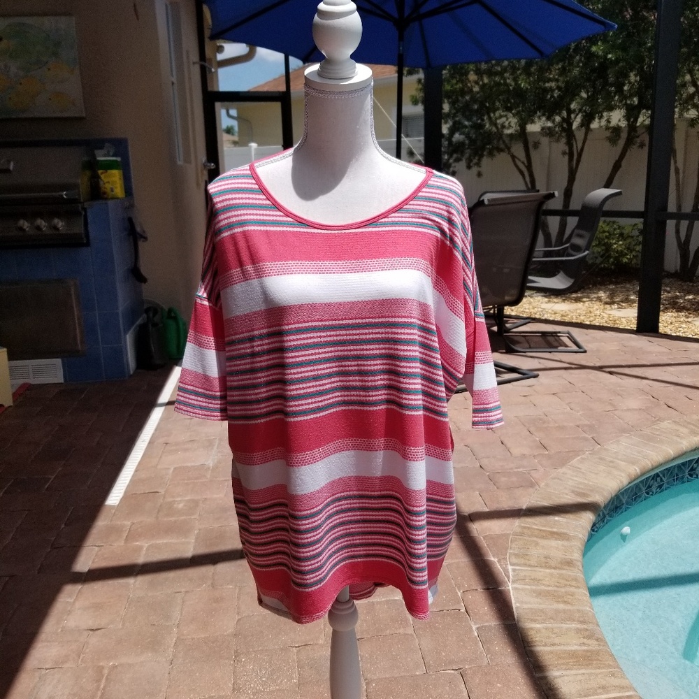 LulaRoe tunic top